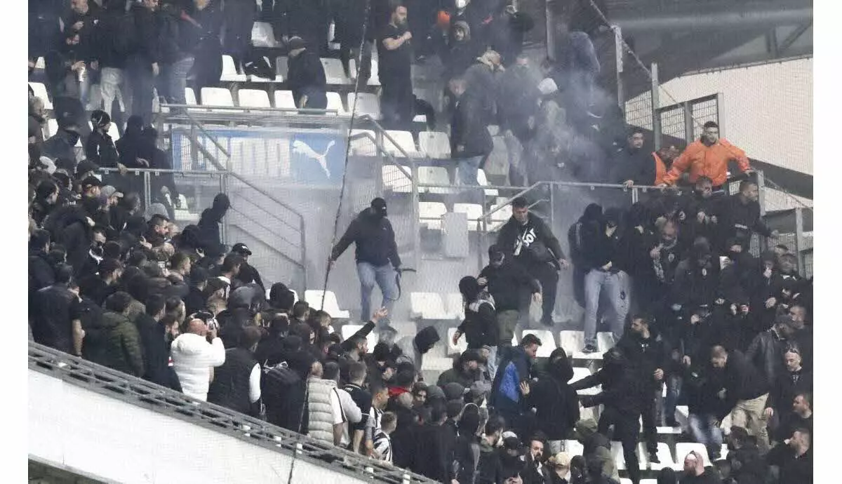 Graves incidents à Marseille : un supporter du Lyon agressé, le tirage de la Ligue Europa annoncé