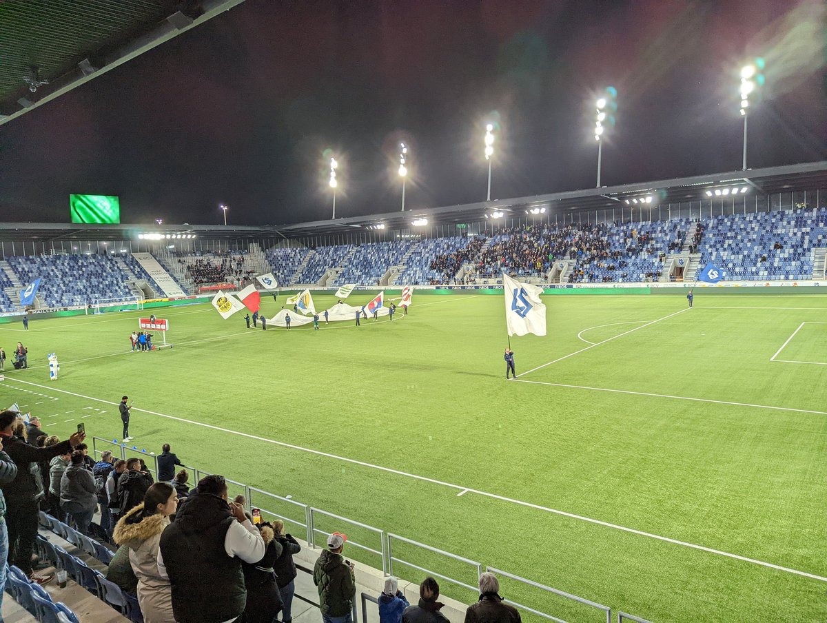 Incroyable match nul entre le FC Bâle et le FC Lucerne, un but spectaculaire en pleine lucarne!