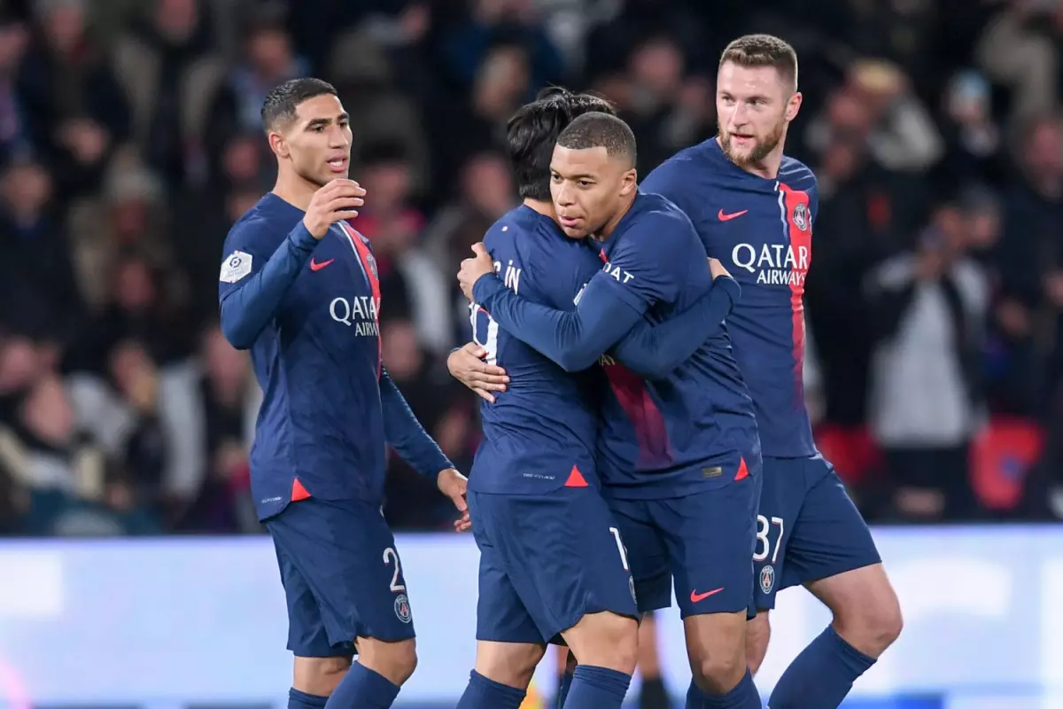 Le PSG domine Montpellier ! Kang In Lee doit être titulaire? Kolo Muani mauvais(PSG 3-0 Montpellier).